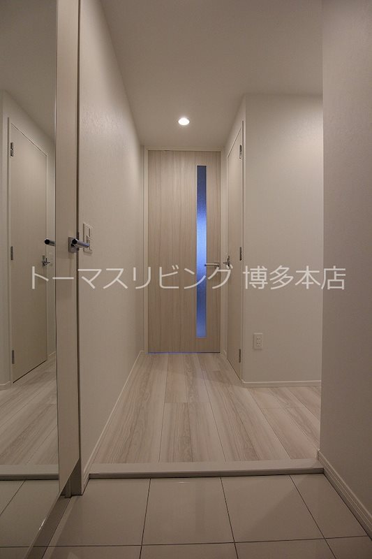 エンクレスト呉服町 玄関