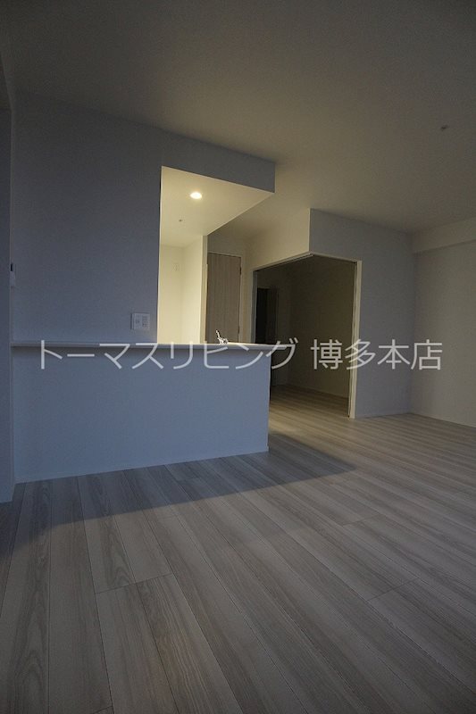 エンクレスト呉服町 リビング