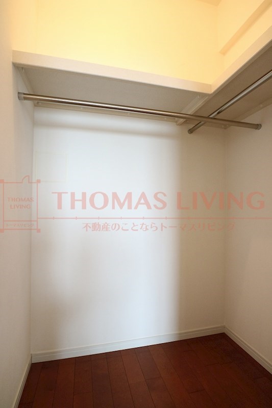 ニューガイア空港通り 収納