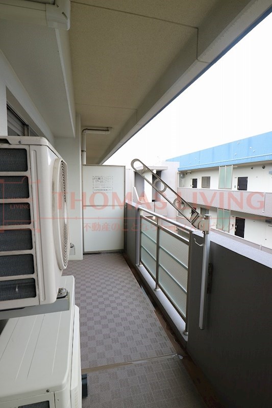 ニューガイア空港通り ベランダ