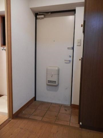 グランドール薬院 玄関