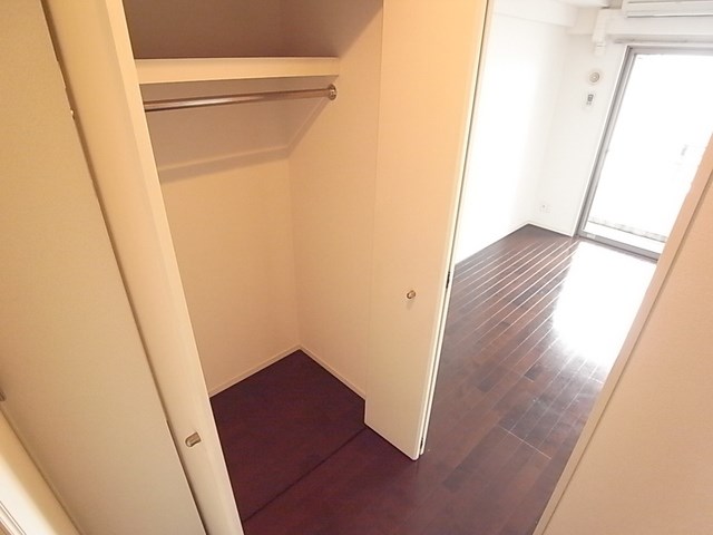 グランパーク天神 収納