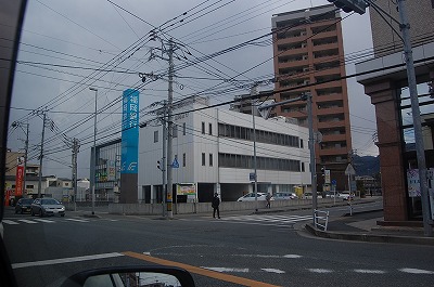 オータムレーベン 銀行