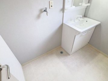 ディアス三苫E棟 洗面所