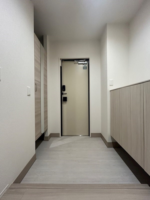 D-ROOM飯倉3丁目 玄関