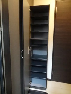 カトレア天神東 玄関