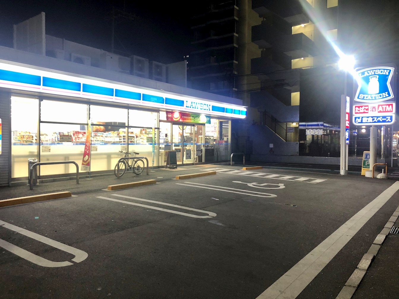 カトレア天神東 コンビニ