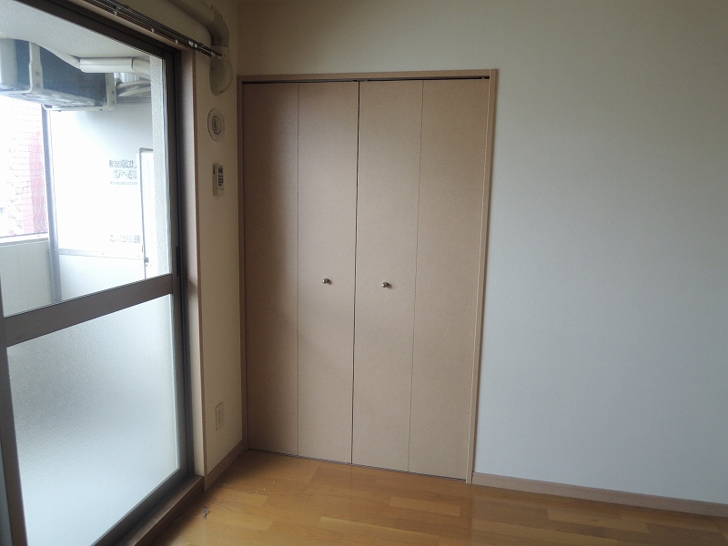 エース五番館 収納