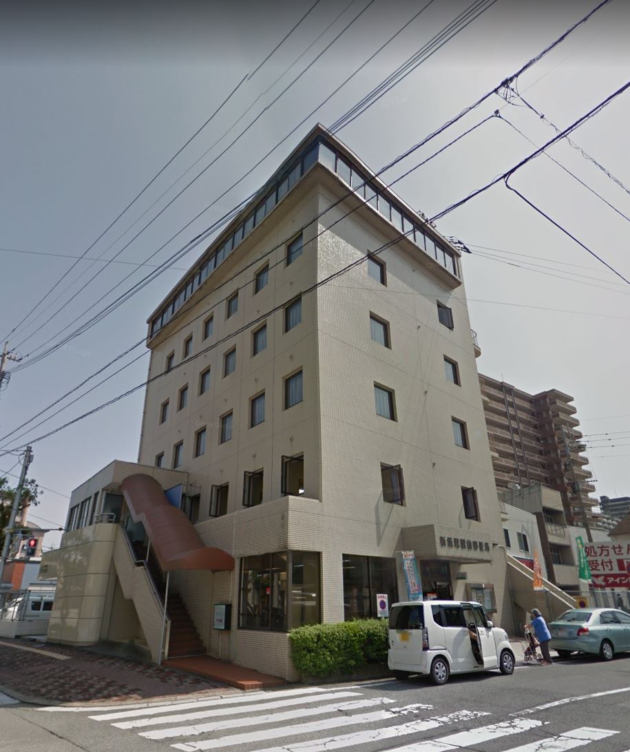 福岡県飯塚市立岩 郵便局