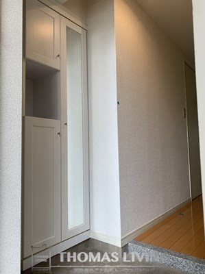 ジャスティス駅東 玄関