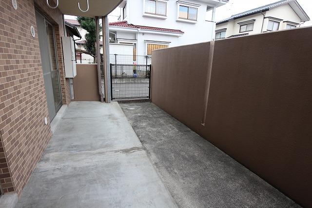 プレジュール弐番館 ベランダ