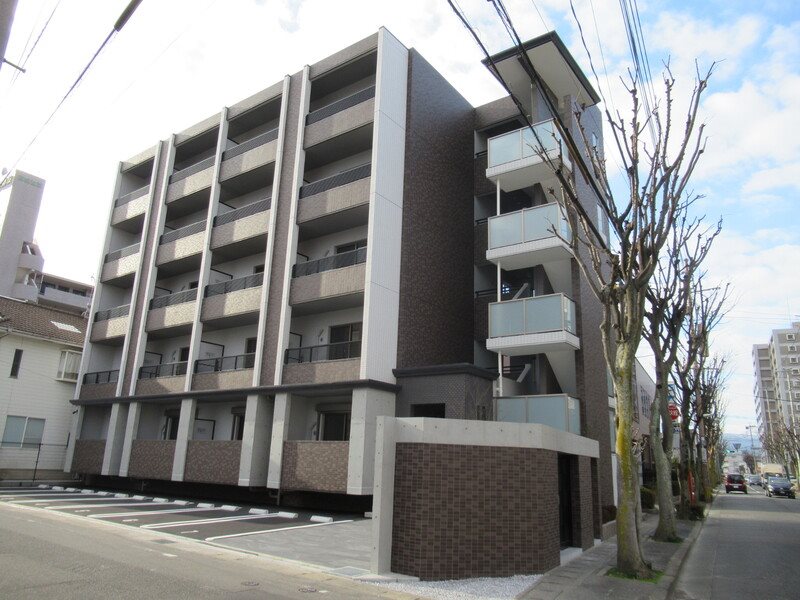 ソレイユ曙 外観