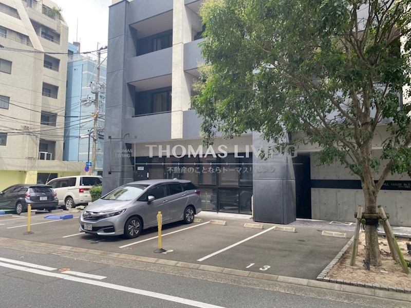 GRAND HILL IWASE BLD 駐車場