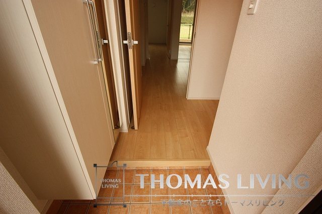 Rグレィ イイヅカ チューオー 玄関