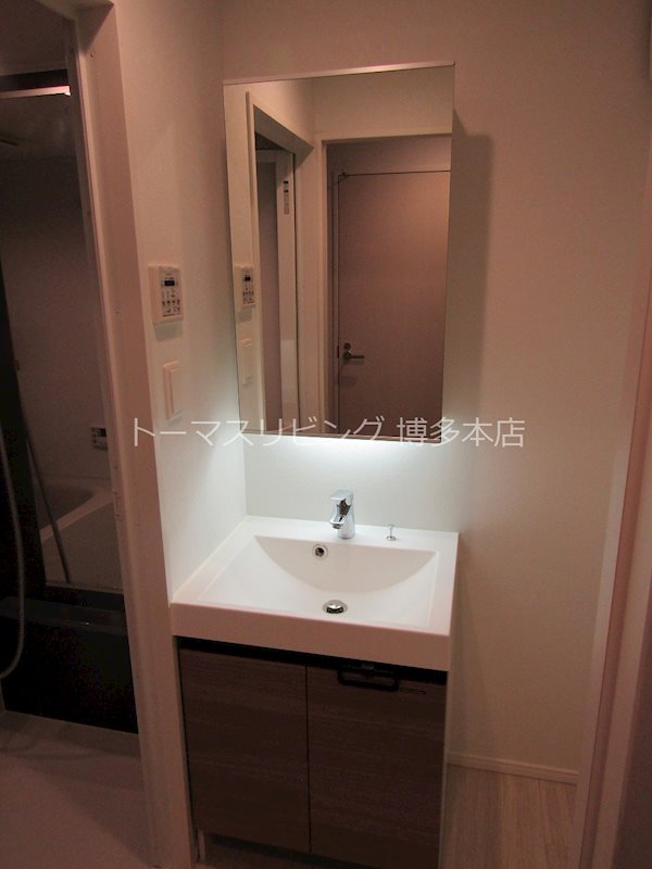 エンクレスト呉服町 洗面所