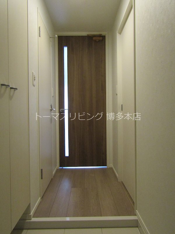 エンクレスト呉服町 玄関