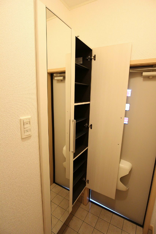 福岡県遠賀郡遠賀町別府3594 玄関