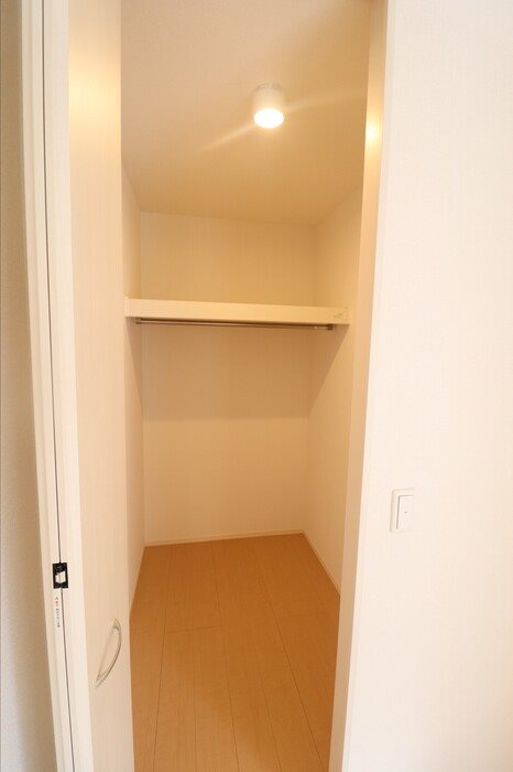 D-room西新 収納