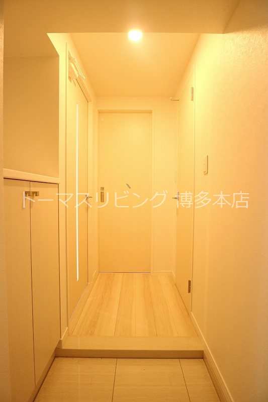 エンクレスト香椎セピア通り 玄関