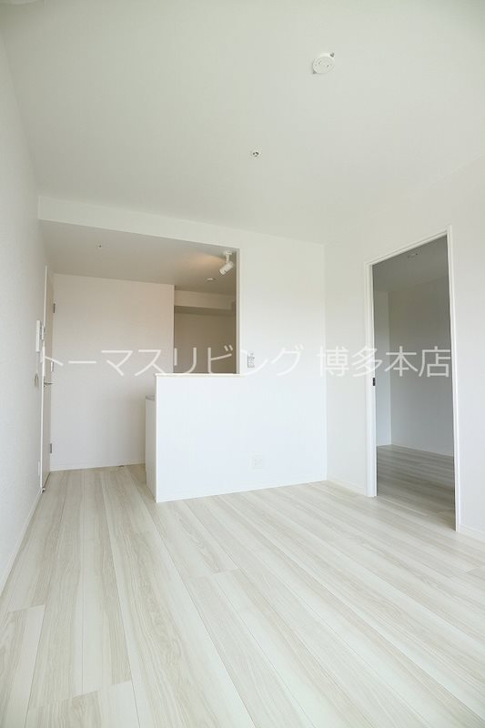 エンクレスト香椎セピア通り リビング