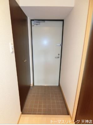 ウインステージ平尾 玄関