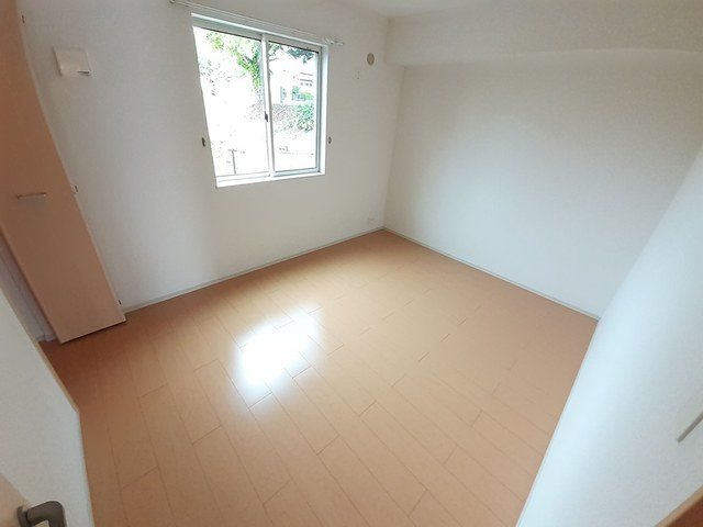 ウイングナカシマⅡ ベッドルーム