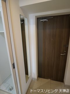 アルティザ平尾 玄関