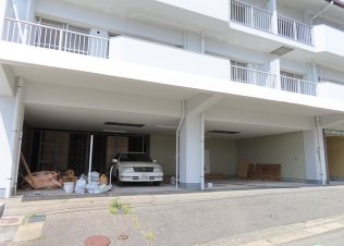 セレイン香椎花園B棟 駐車場
