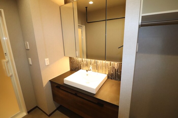 福岡県福岡市中央区平和３丁目 洗面所