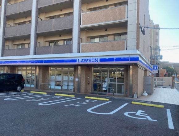 エムティースクエア吉塚駅前 コンビニ