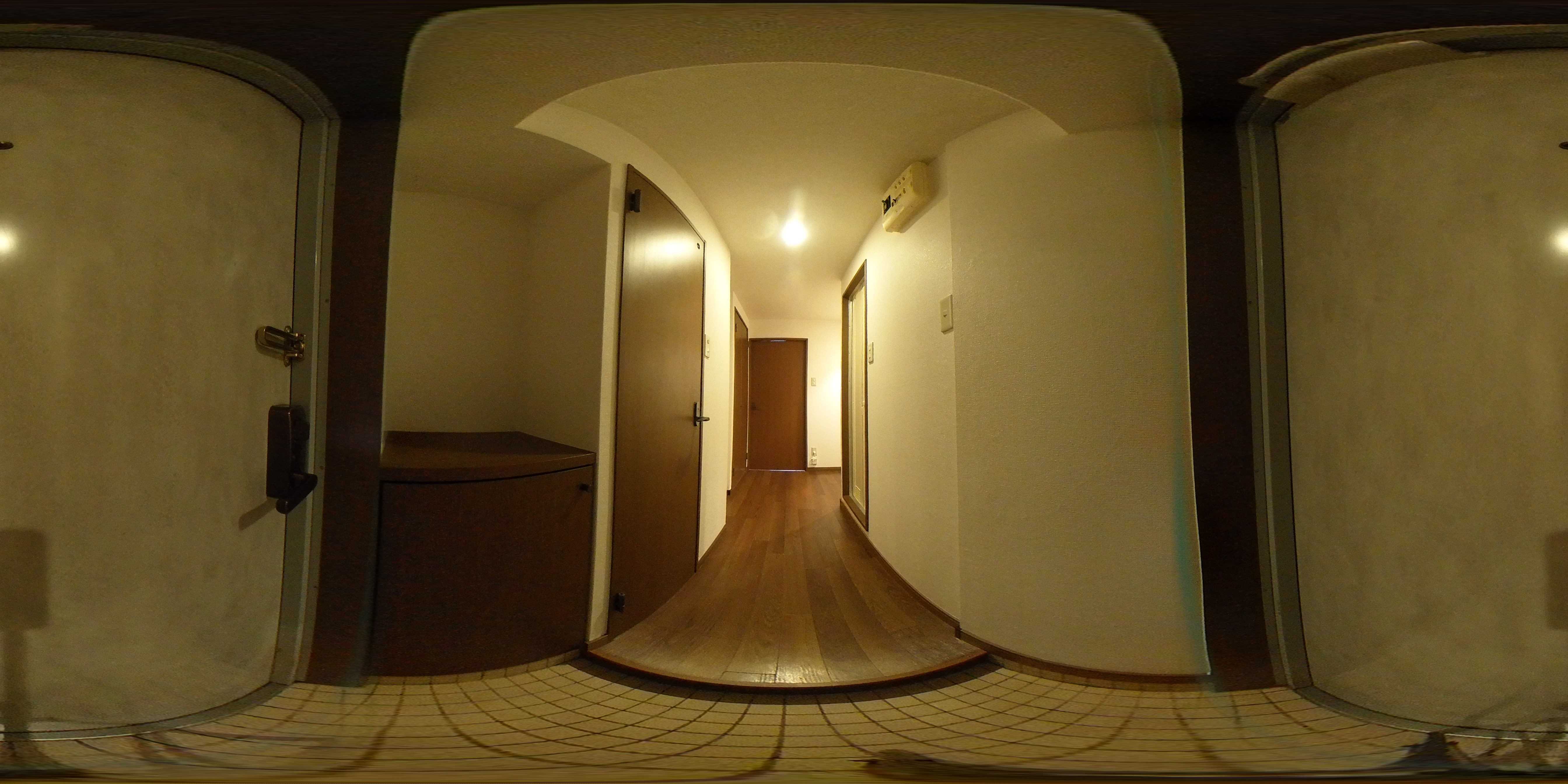 プラッツアシベ 玄関