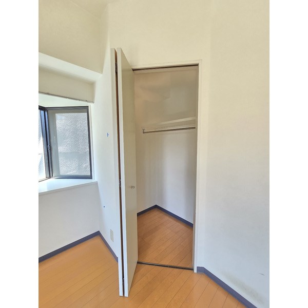 楠原ビル 収納