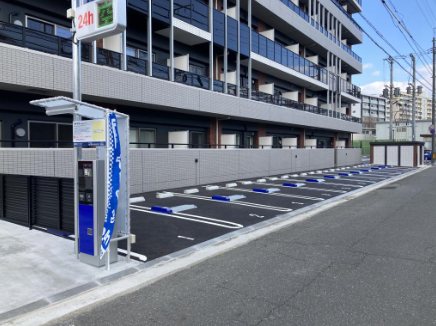 ギャラクシー博多駅北 駐車場