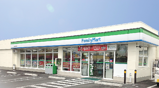 レガリア新宮 コンビニ
