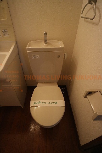 E.POPULAR トイレ