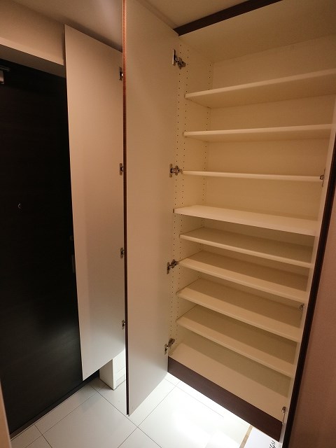 MJR赤坂けやき通り 収納