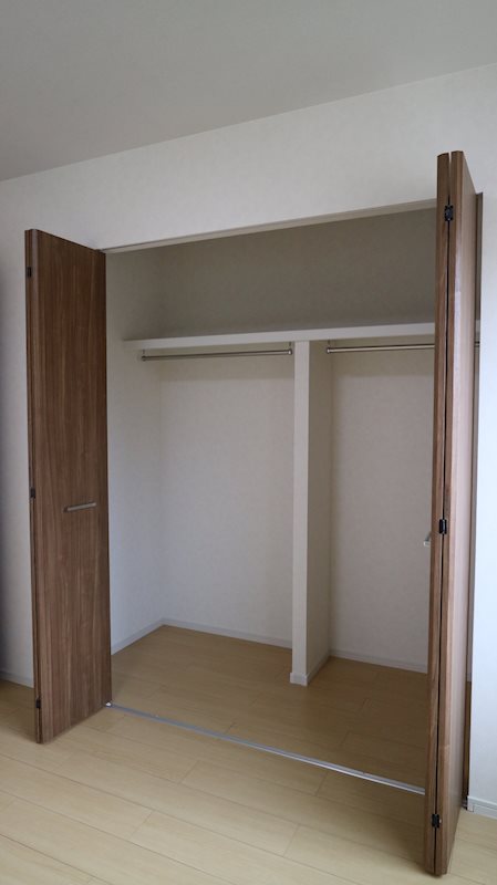 エルヴィータ箱崎 収納