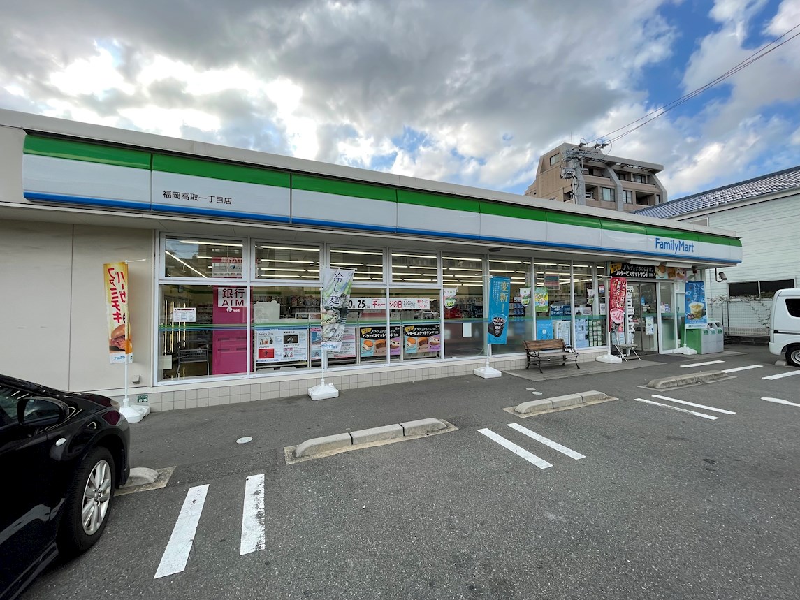 D’クラディア高取 コンビニ
