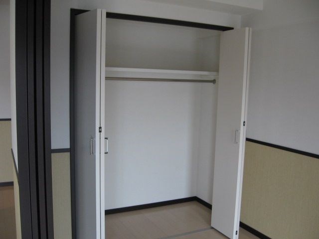 グロースメゾン博多山王 収納