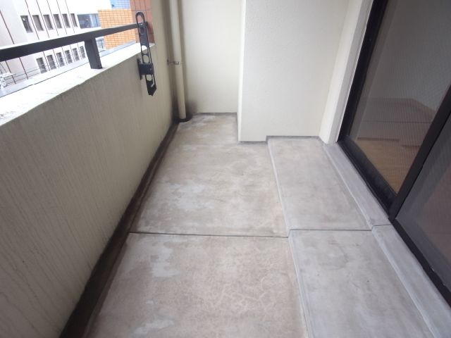 福岡県福岡市博多区博多駅南２丁目 ベランダ
