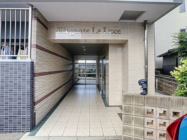 Elegante La Luce  エントランス