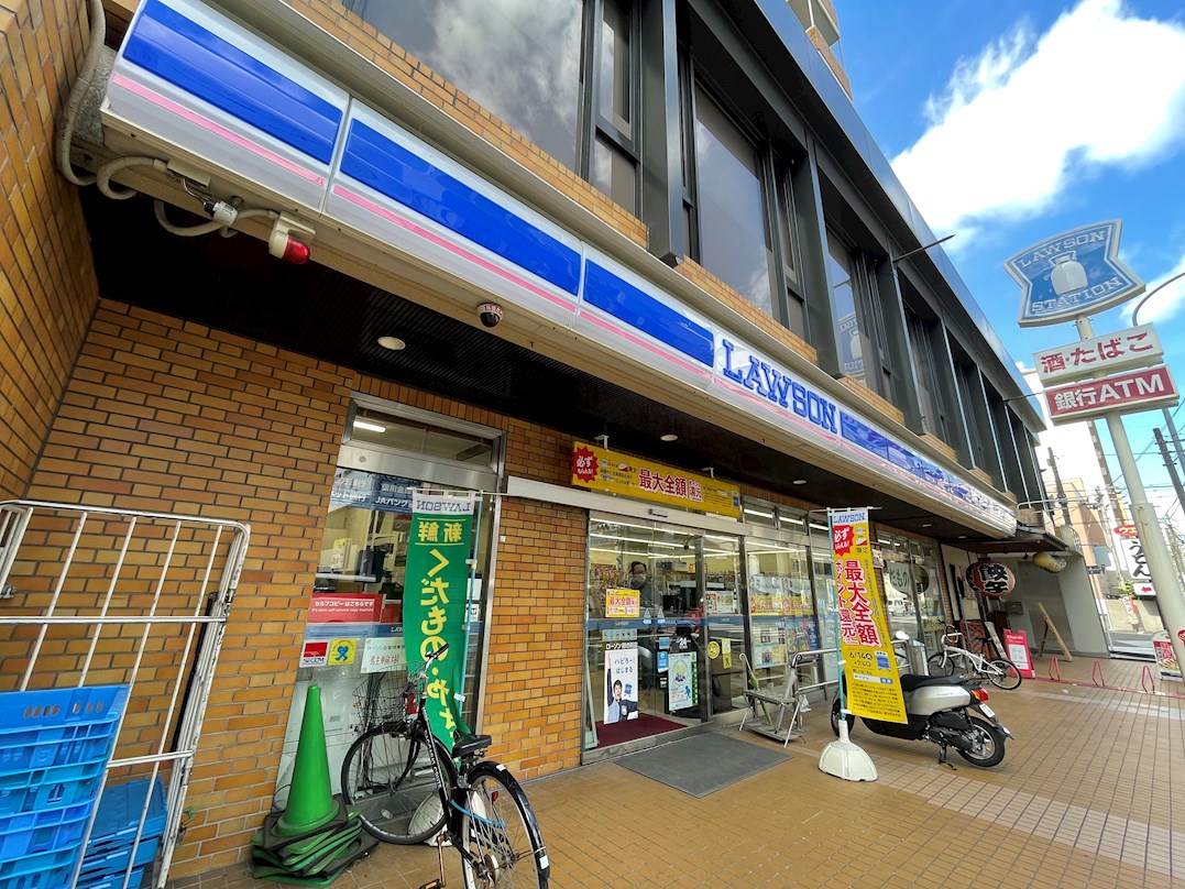 エンクレスト平尾Ⅱ コンビニ
