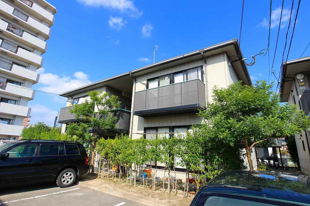 グランシャリオ B棟 外観