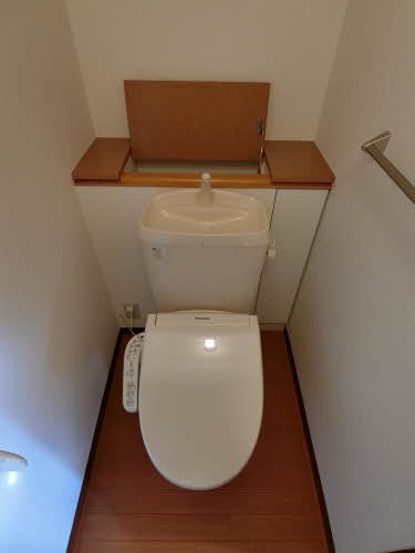アイリス南山手　C棟 トイレ
