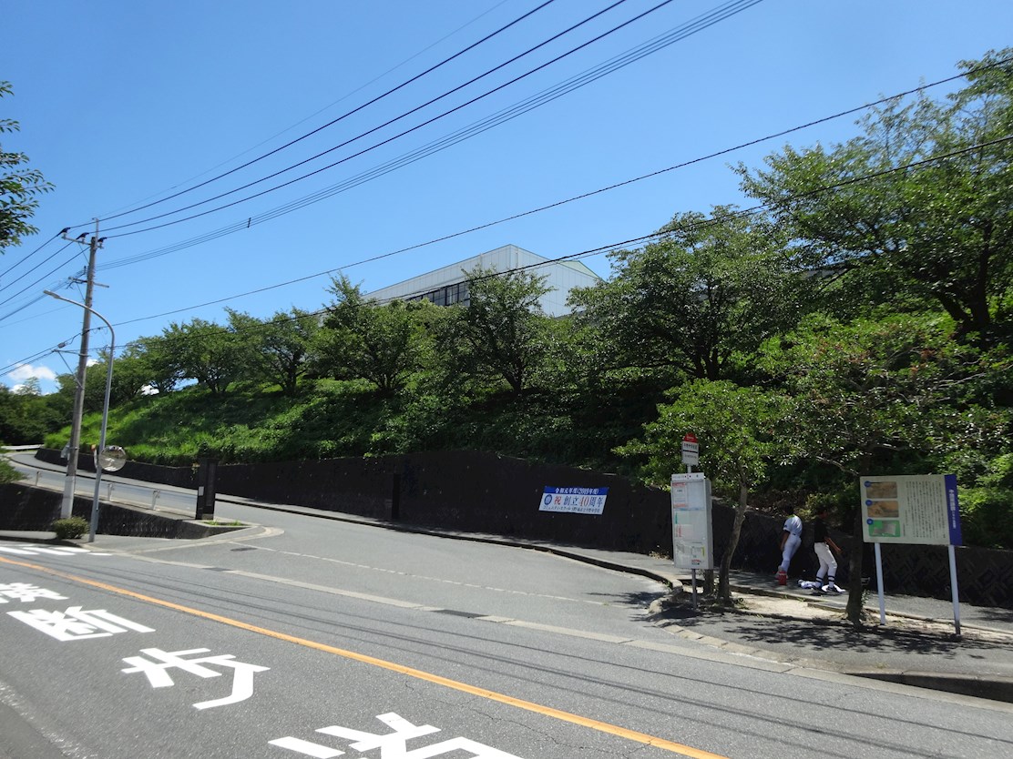 アイリス南山手　C棟 中学校