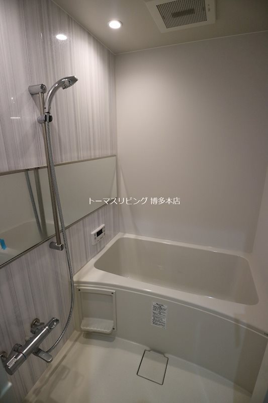 ラクラス博多 風呂画像