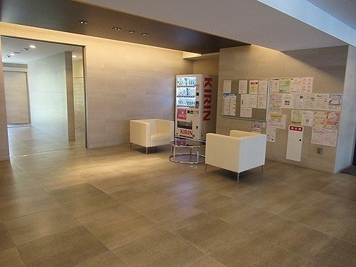 福岡県福岡市東区香椎照葉３丁目 エントランス