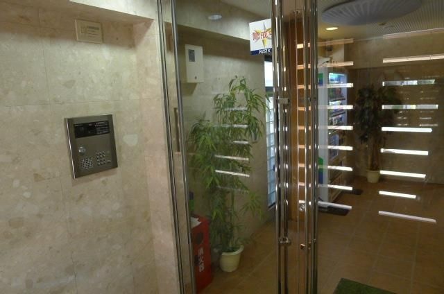アベニール薬院 エントランス