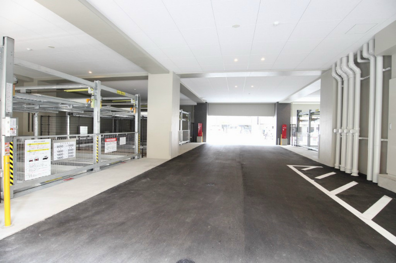 エンクレストGRAN博多駅前 駐車場