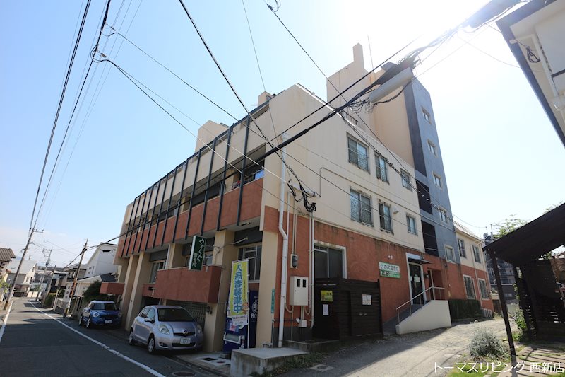 エルモス西新 外観
